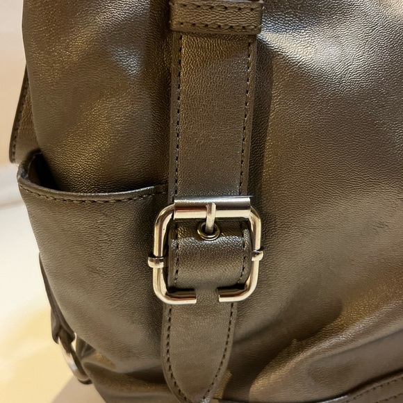 Relic Satchel bag in silvery gold gunmetal color size M/L with handles and strap - Picture 5 of 11